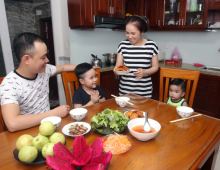 Hình ảnh tiếng Anh chủ đề công việc hàng ngày trong gia đình cho bé