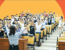 Bàn luận tiếng Anh ngắn về giáo dục hay và ý nghĩa nhất